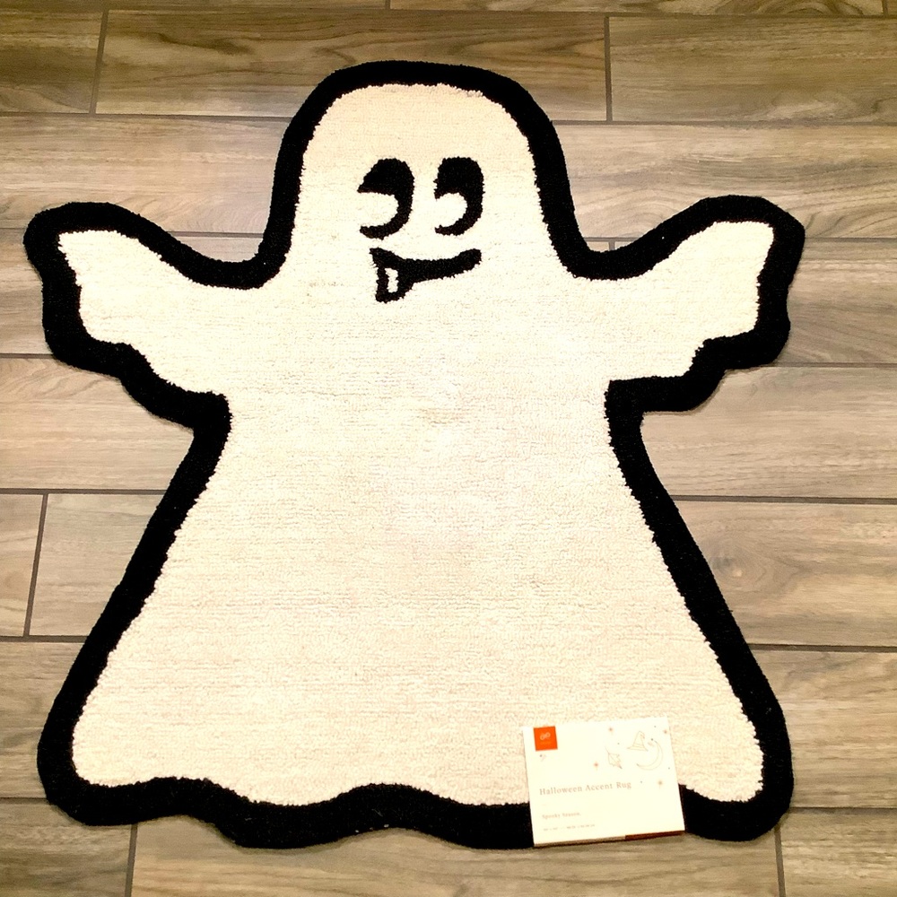 LOLOI 2’ x 2’ Large Ghost Handhooked Scatter Rug